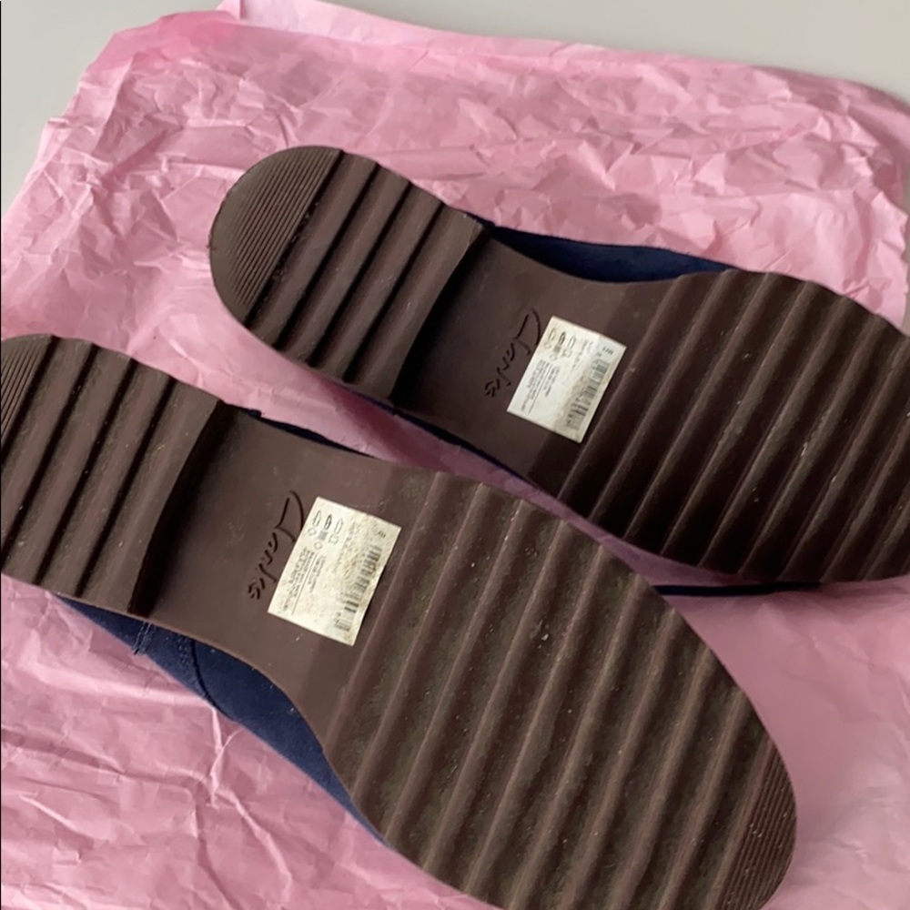 Shoes - Picture 3 of 3